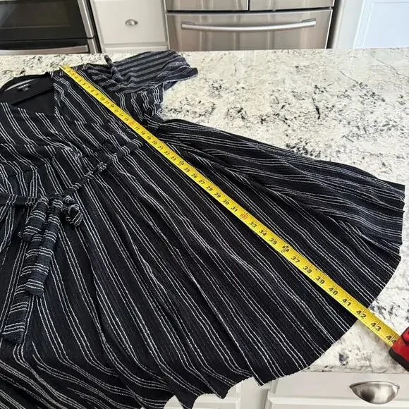 Torrid Black Metallic Lurex Stripe Wrap Dress 4X 12153634 - Picture 12 of 14